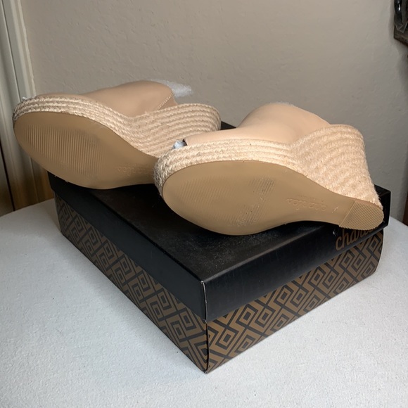 EUC Charles David Andes Tan Wedge Sandals - Picture 6 of 10